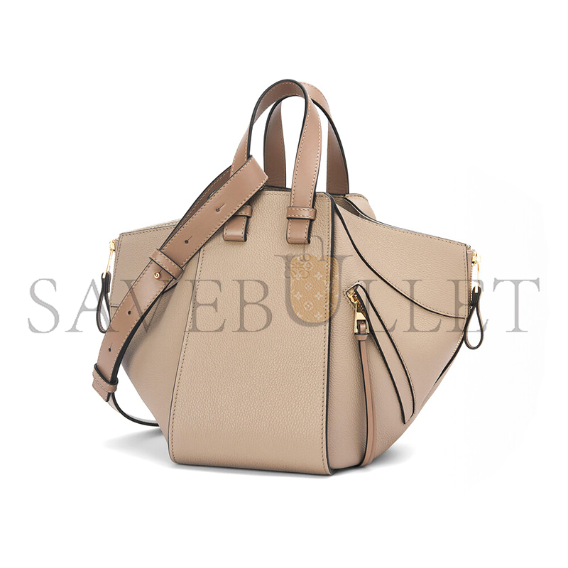 LOEWE SMALL HAMMOCK BAG IN SOFT GRAINED CALFSKIN A538S35X51 (30*25*13.5cm)
